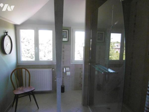 MAISON D'HABITATION
