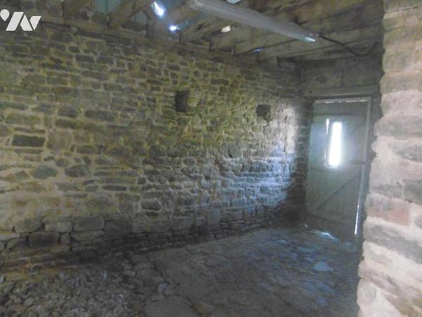 MAISON D'HABITATION