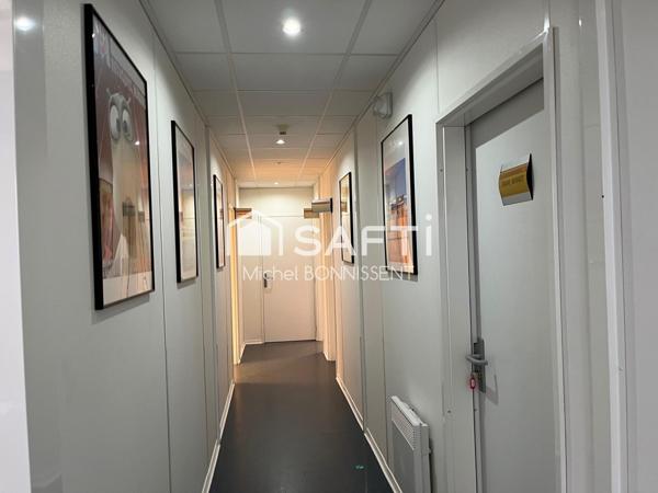 Immeuble de 600 m2 , Bureaux Moderne Clés en Main aux Portes de Bourges