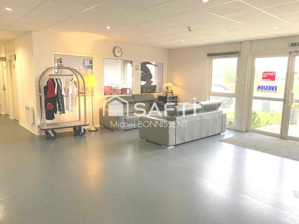 Immeuble de 600 m2 , Bureaux Moderne Clés en Main aux Portes de Bourges