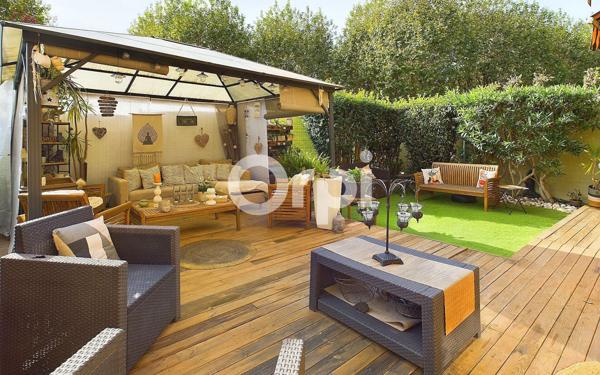 Appartement à vendre    3 pièces • 60 m2 Mandelieu-la-Napoule