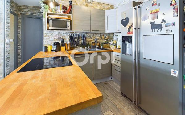 Appartement à vendre    3 pièces • 60 m2 Mandelieu-la-Napoule