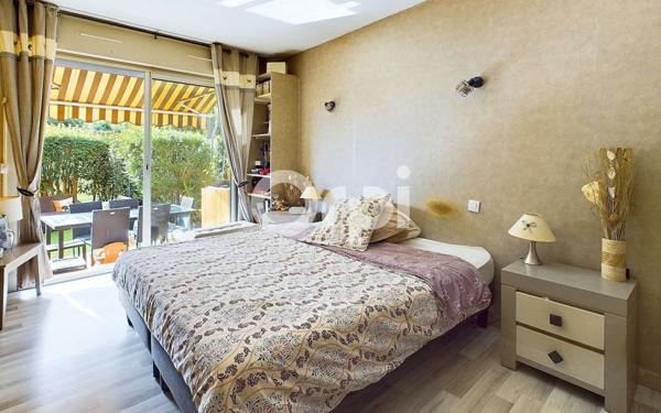 Appartement à vendre    3 pièces • 60 m2 Mandelieu-la-Napoule