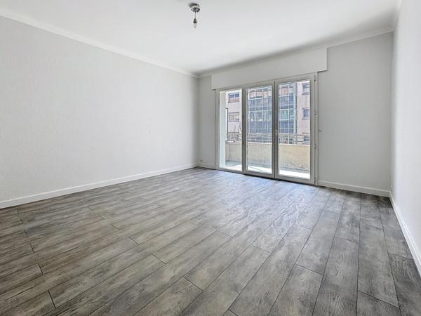 Charmant T2 en plein cœur d'Annemasse – 54 m² avec cave