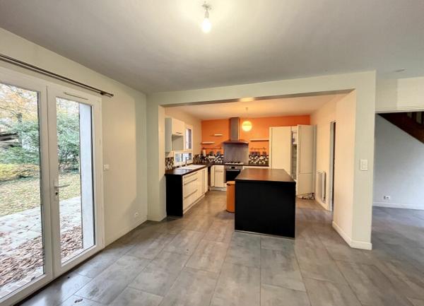 Maison à vendre    6 pièces • 120 m2 La Ferté-Saint-Aubin