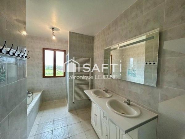 Maison 114 m², 3 chambres, balcon, double garage