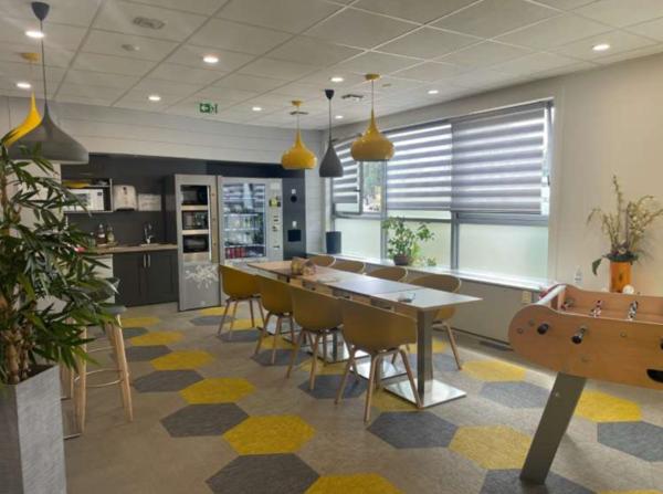 Bureaux proches du RER A, à louer, à Rueil-Malmaison