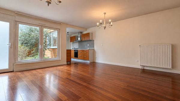 Magnifique 3 p copro 2 chs calme parking privatif centre ville calme 255 000 € H.A.I.*