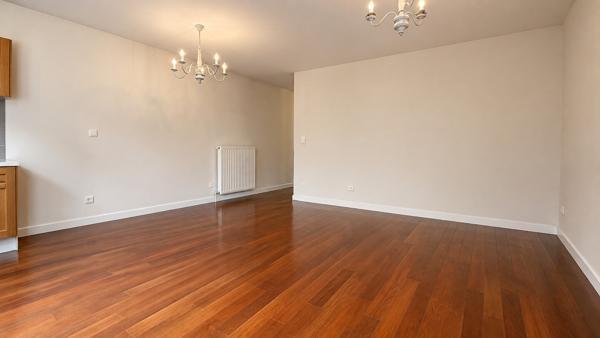Magnifique 3 p copro 2 chs calme parking privatif centre ville calme 255 000 € H.A.I.*