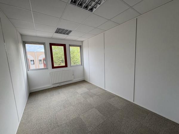 BUREAUX - A LOUER - PARC MIRANDE