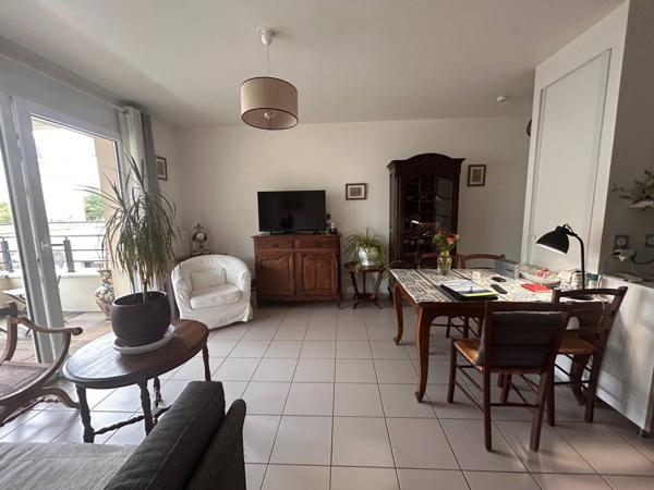 Appartement Emerainville 2 pièce(s) 40 m2