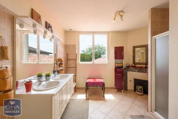 Maison à vendre 6 pièces 180m² Giroussens (81500)