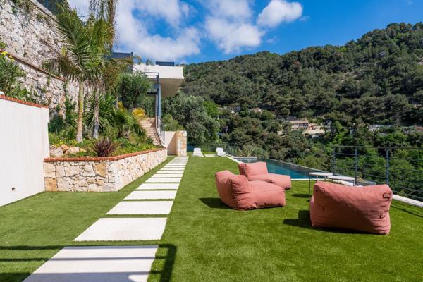 Vente Villa de luxe Roquebrune-Cap-Martin 5 Pièces 200 m²