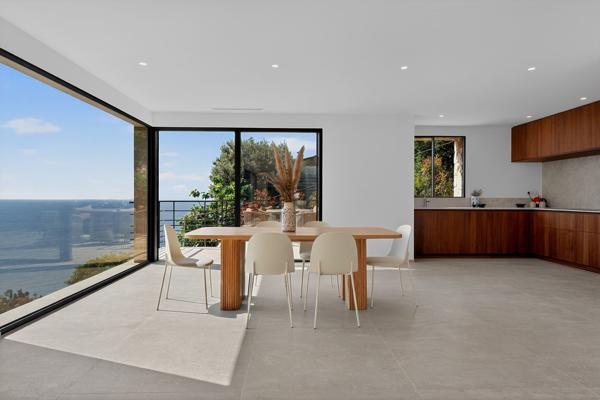 Vente Villa de luxe Roquebrune-Cap-Martin 5 Pièces 200 m²