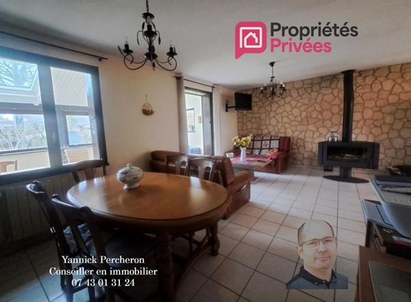 Maison 144 m²  Terrain 8 000 m² et partie constructible