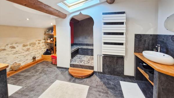 Maison Vedene 7 pièce(s) 200 m2     550 000