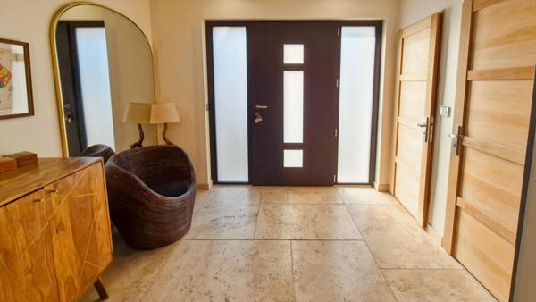 Maison Vedene 7 pièce(s) 200 m2     550 000