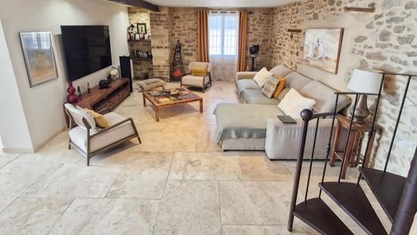 Maison Vedene 7 pièce(s) 200 m2     550 000