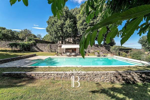 Anduze, Propriété 7 Chambres -  350 m² à vendre