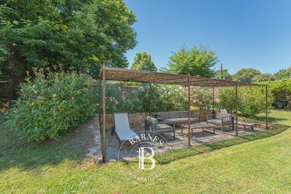 Anduze, Propriété 7 Chambres -  350 m² à vendre