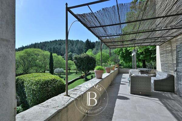 Anduze, Propriété 7 Chambres -  350 m² à vendre