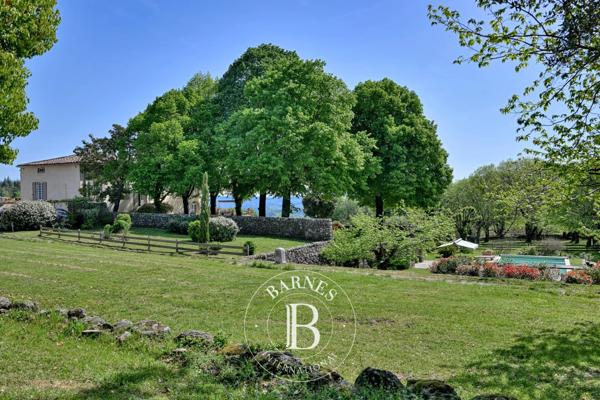 Anduze, Propriété 7 Chambres -  350 m² à vendre