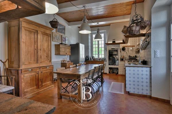 Anduze, Propriété 7 Chambres -  350 m² à vendre