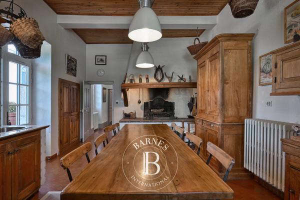 Anduze, Propriété 7 Chambres -  350 m² à vendre