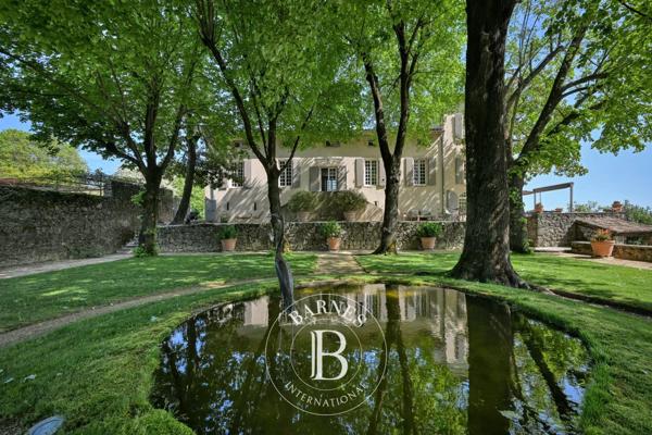 Anduze, Propriété 7 Chambres -  350 m² à vendre