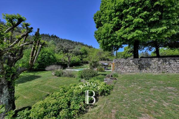Anduze, Propriété 7 Chambres -  350 m² à vendre