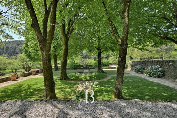 Anduze, Propriété 7 Chambres -  350 m² à vendre