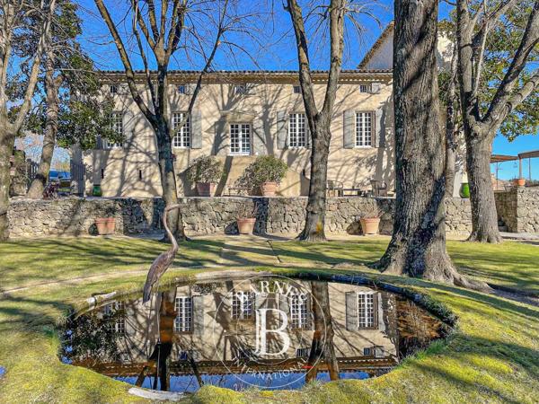 Anduze, Propriété 7 Chambres -  350 m² à vendre