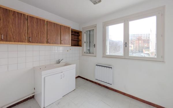 Appartement à vendre    3 pièces • 60 m2 Aurillac