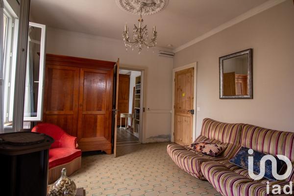 Maison 11 pièces de 255 m² à Saint-Julien-en-Born (40170)