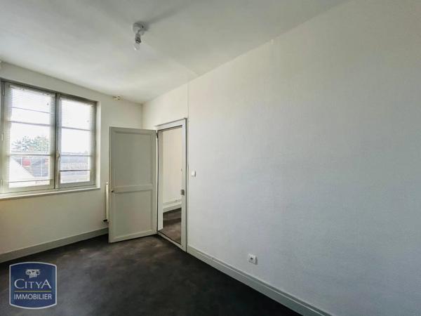 Appartement à louer 3 pièces 67.8m² Chartres (28000)