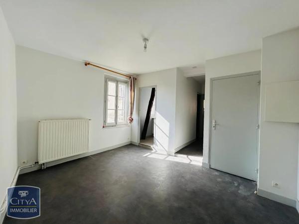 Appartement à louer 3 pièces 67.8m² Chartres (28000)