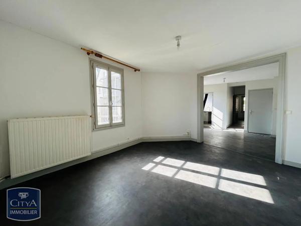 Appartement à louer 3 pièces 67.8m² Chartres (28000)