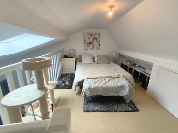 Concarneau, proche de toutes les commodités, duplex, refait à neuf, grande cave carrelée