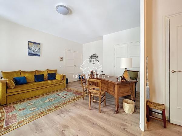 Lyon 6 : Proche Lycée du Parc, appartement T2 (48 m²)