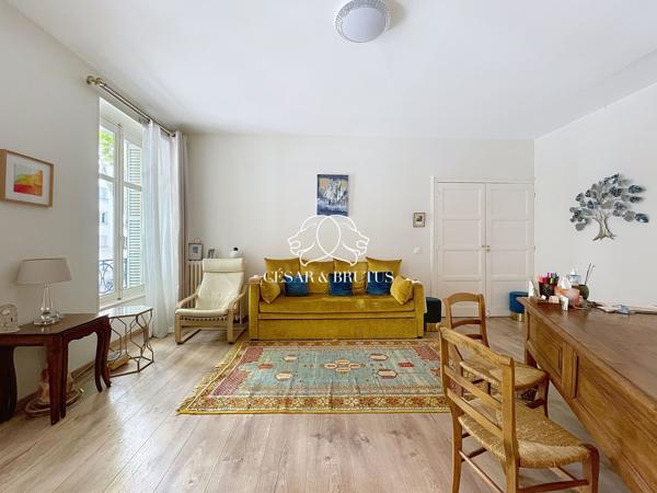 Lyon 6 : Proche Lycée du Parc, appartement T2 (48 m²)