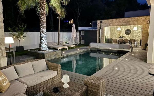 Maison à vendre    8 pièces • 200 m2 Agde