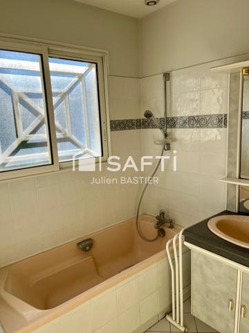 Arcachon ville d'été - maison de 140m2 en centre ville, proche de la plage, 4 chambres, jardin, garage