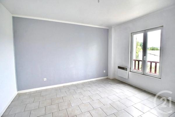 Maison à vendre  4 pièces - 95,20 m 2   CHATEAU THIERRY  - 02