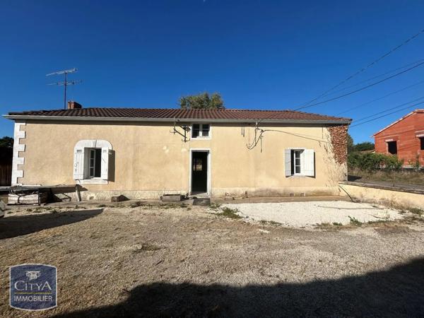 Maison à louer 3 pièces 95.77m² La Douze (24330)