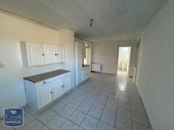 Maison à louer 3 pièces 95.77m² La Douze (24330)