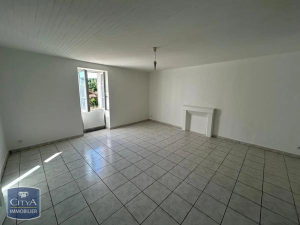 Maison à louer 3 pièces 95.77m² La Douze (24330)
