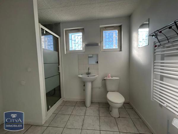 Maison à louer 3 pièces 95.77m² La Douze (24330)