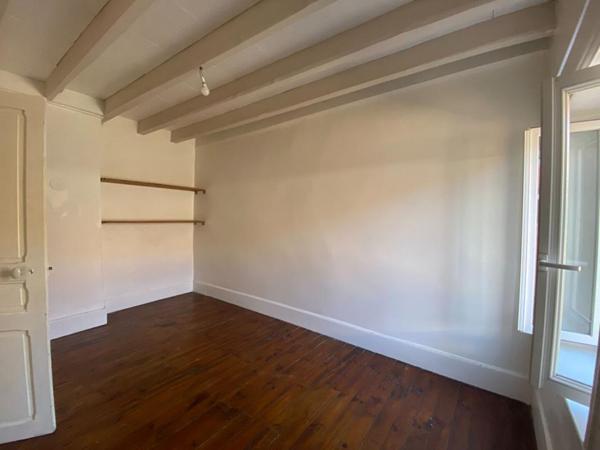 Maison avec dépendances