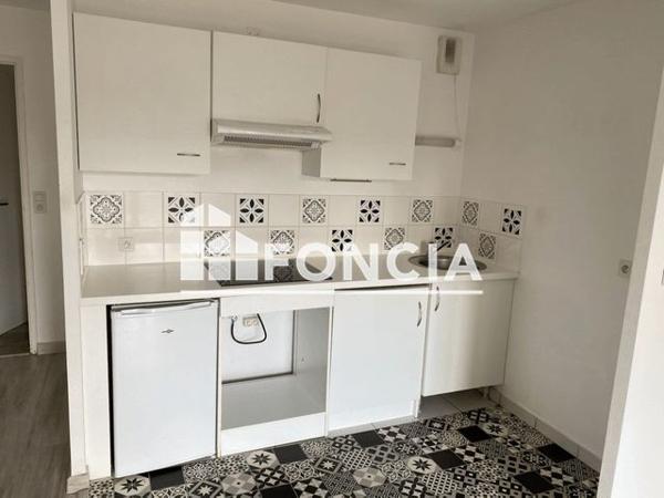 Location Appartement 3 pièces 53 m² - 18 RUE DE LA REPINIERE Beauvais 60000