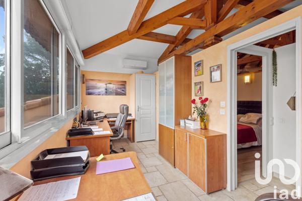 Maison à vendre 7 pièces 250 m² Fuveau